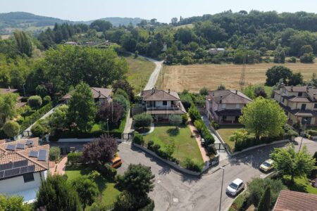 Villa singola con ampio giardino esclusivo