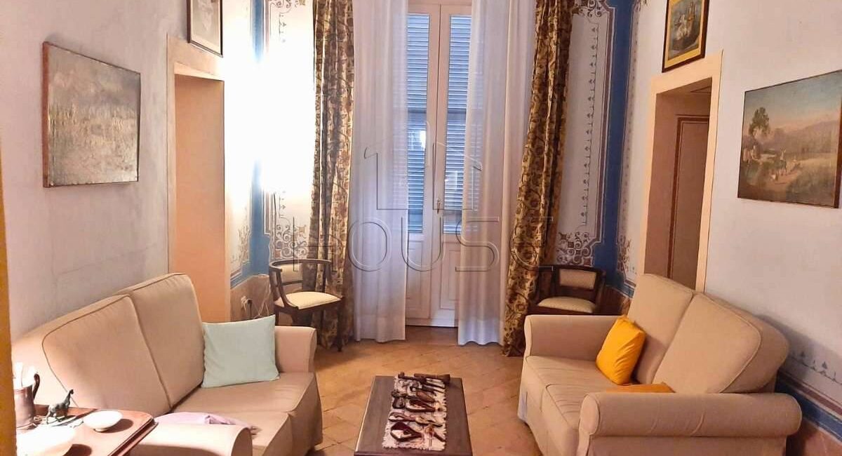 Elegante villa storica in vendita ad Umbertide