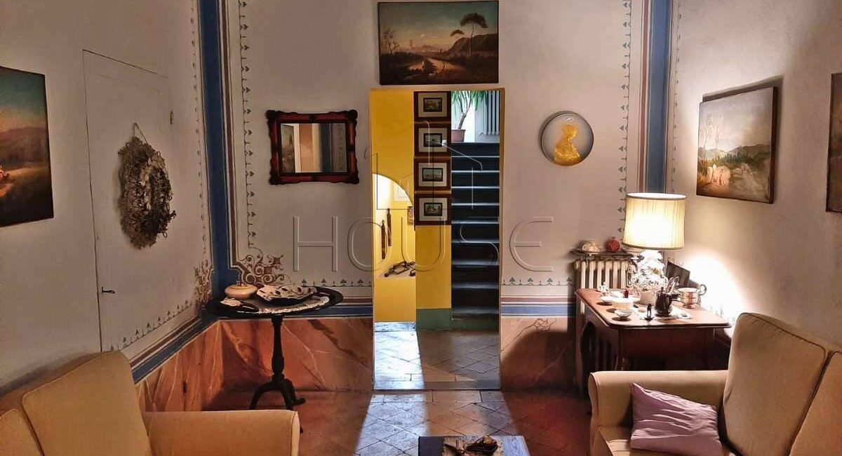 Elegante villa storica in vendita ad Umbertide